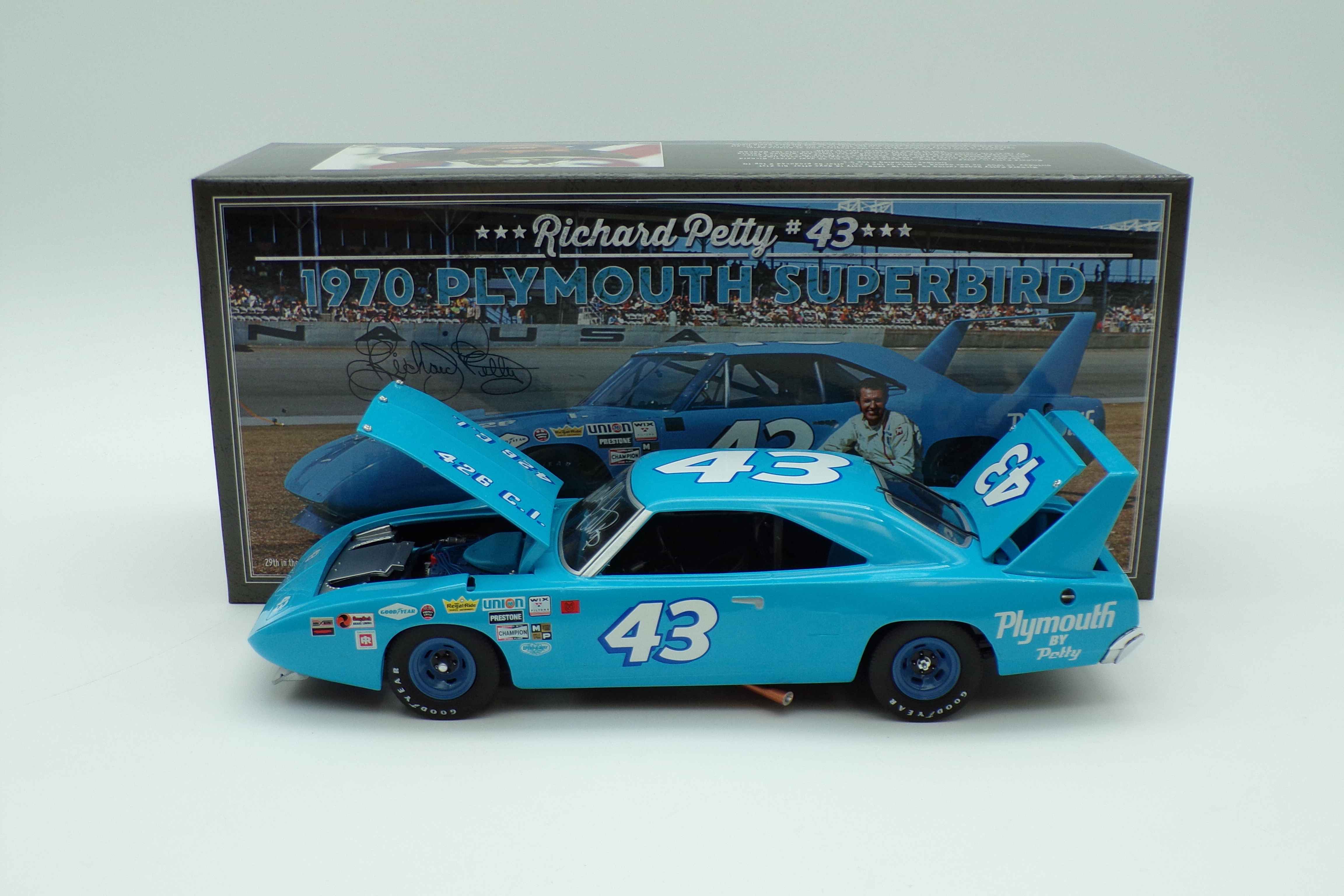 Richard Petty 1969 Autographed #43 Superbird 1:24 University of Racing